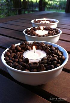 koffiebonen met kaars