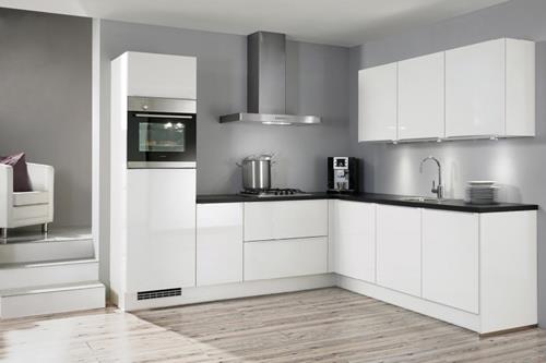 witte keuken zwart blad