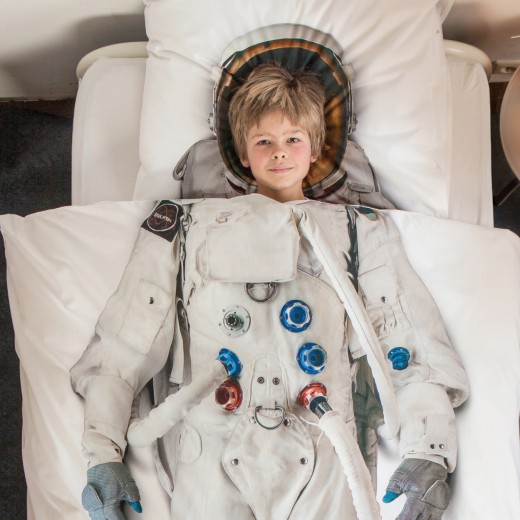 snurkdekbed-astronaut-interieurinspiratie