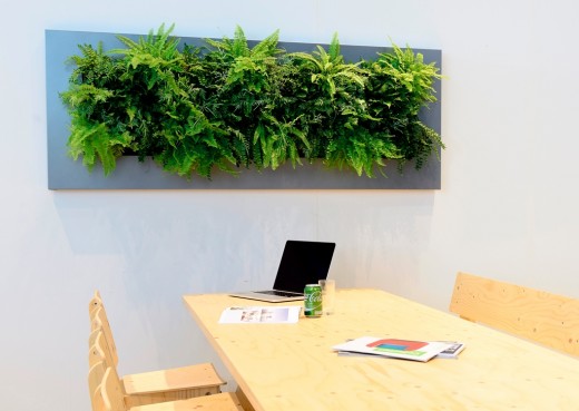 groen aan de wand