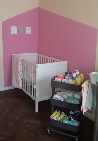 roze babykamer