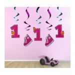 roze-hangdecoraties-voor-je-eerste-verjaardag