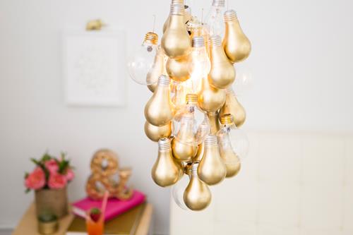 Ontwapening uitsterven Voorbeeld Een gouden lamp zelfmaken - Interieur Inspiratie